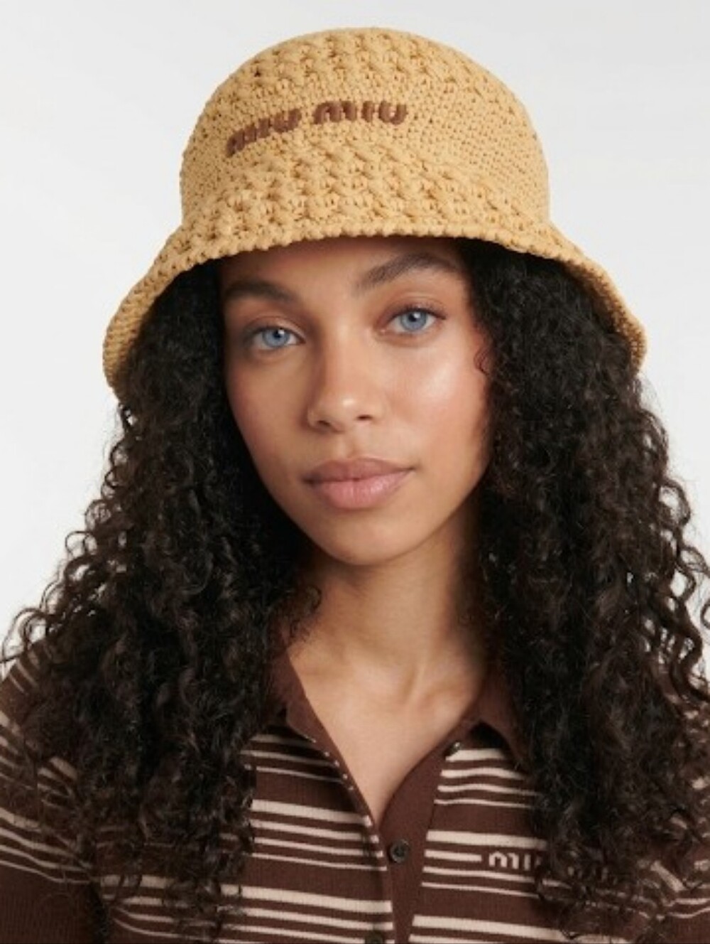 🔥NWT‼️⭐MIU MIU⭐Tan Beige Crochet Bucket Hat with Brown Logo - Unisex